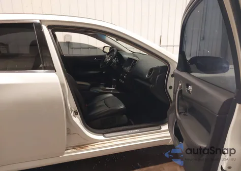 2014 Nissan Maxima 3.5 Sv z USA, uszkodzony, nr VIN 1N4AA5AP1EC441660